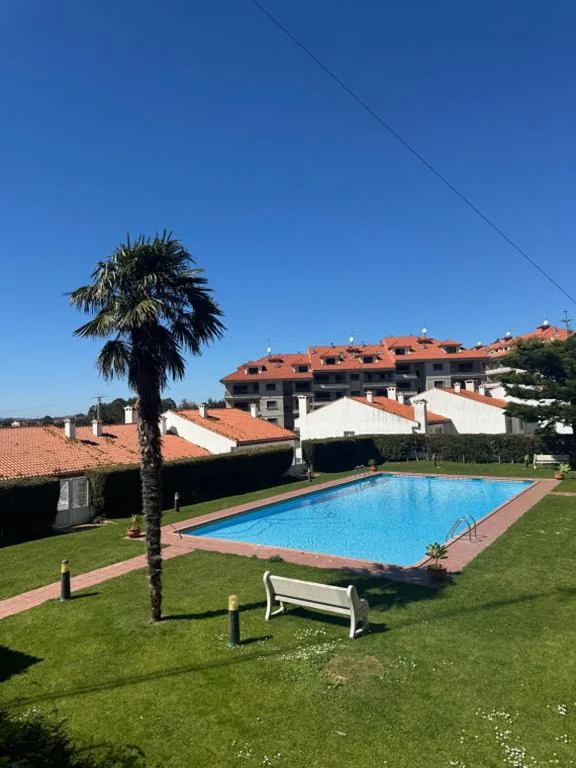 Five-Bedroom House — Chalet Sanxenxo Miraflores