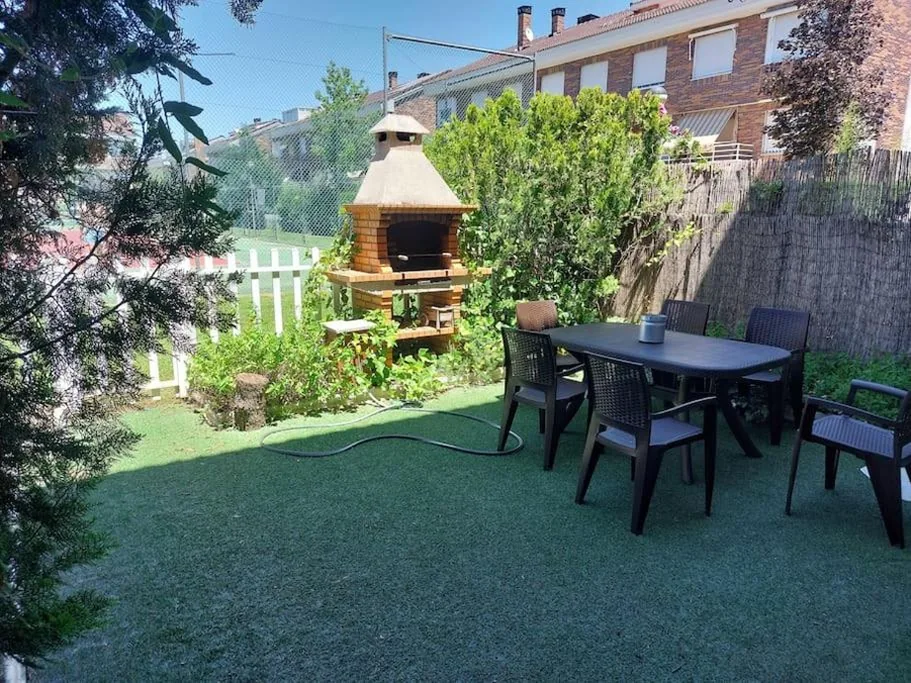 Casa de 4 dormitorios — Chalet urbano en Salamanca