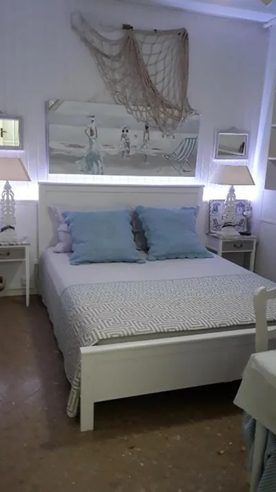 CHAMBRES D'HÔTES CHEZ CATHERINE A REUS chambre bord de mer avec salle de bains privée — photo 2
