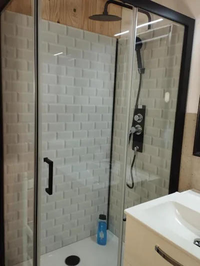 CHAMBRES D'HÔTES CHEZ CATHERINE A REUS chambre de Paris avec salle de bains privée — foto 12