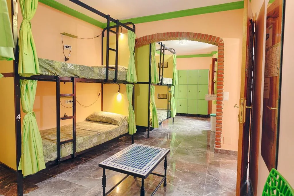 Bed in 6-Bed Mixed Dormitory Room — Charming Nerja Hostel