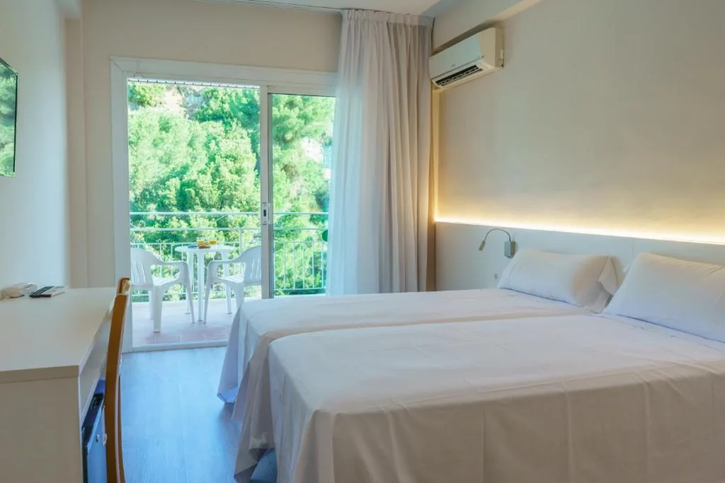 Quarto Duplo — Checkin Catalonia