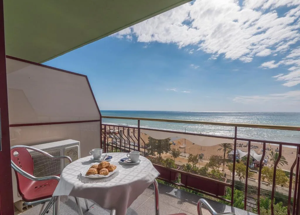 Chambre Double à usage individuel avec vue sur la mer - 1 ou 2 lits — Checkin Garbí