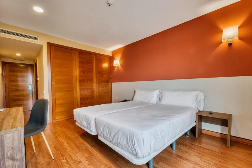 Chambre Double - 2 lits — Checkin Madrid Móstoles