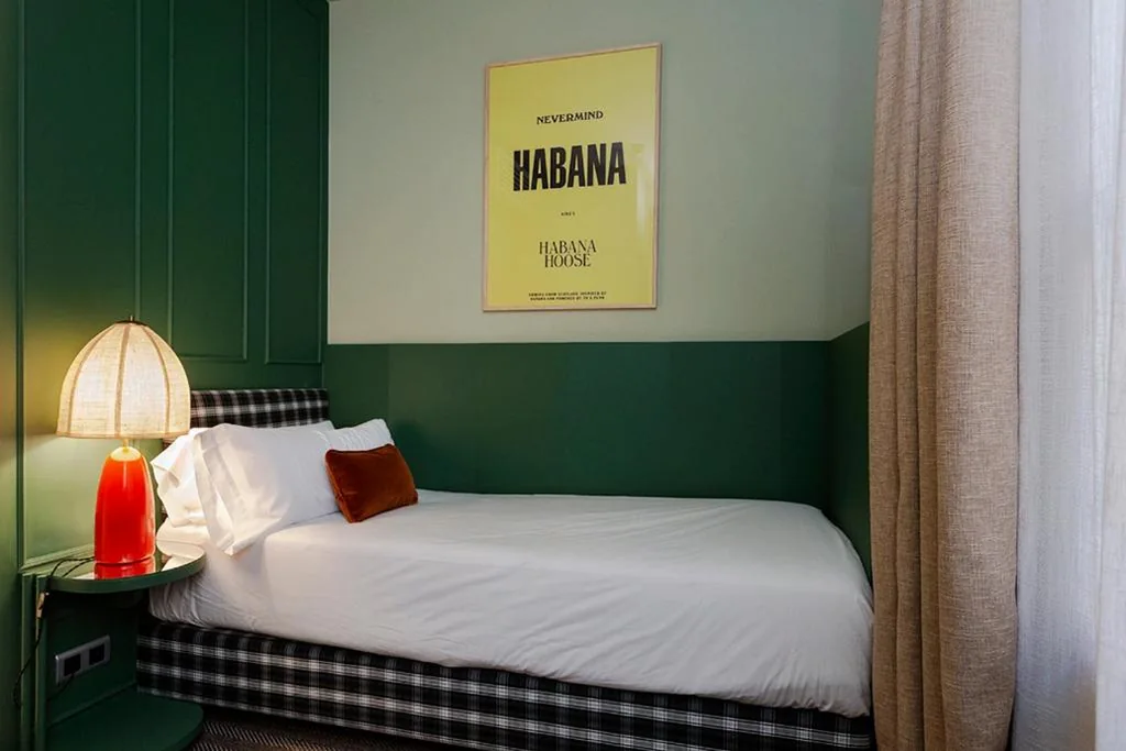 Einzelzimmer — chic&basic Habana Hoose