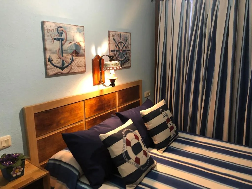 Quarto Individual com varanda — Chiki