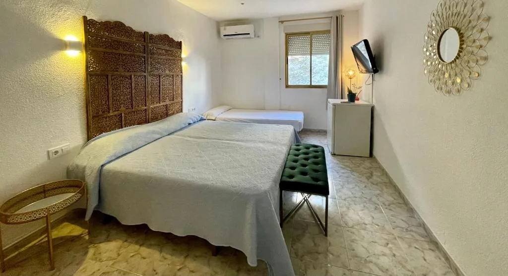 Dreibettzimmer Confort — CHINASOL Low Cost