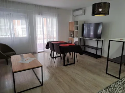 Chloe Apartments TRG — foto 5