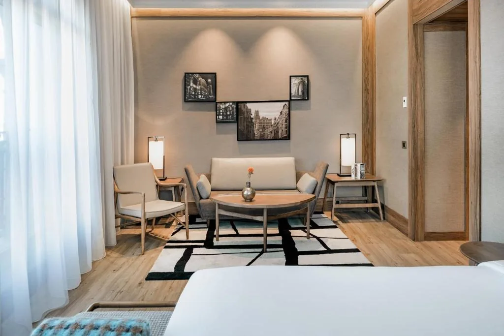 Suite met extra groot bed — Círculo Gran Vía, Autograph Collection (Adults Only)