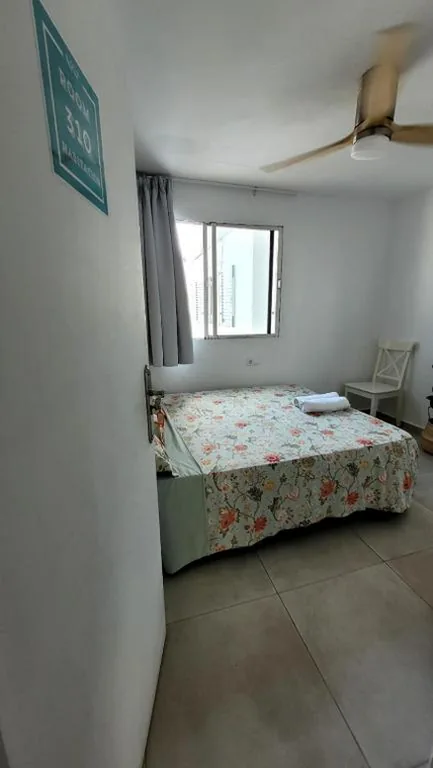 Camera doppia con bagno privato — Cisne By Nest Hostel