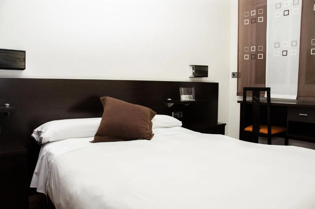 Habitación Doble - 1 o 2 camas — Ciudad de Alcala
