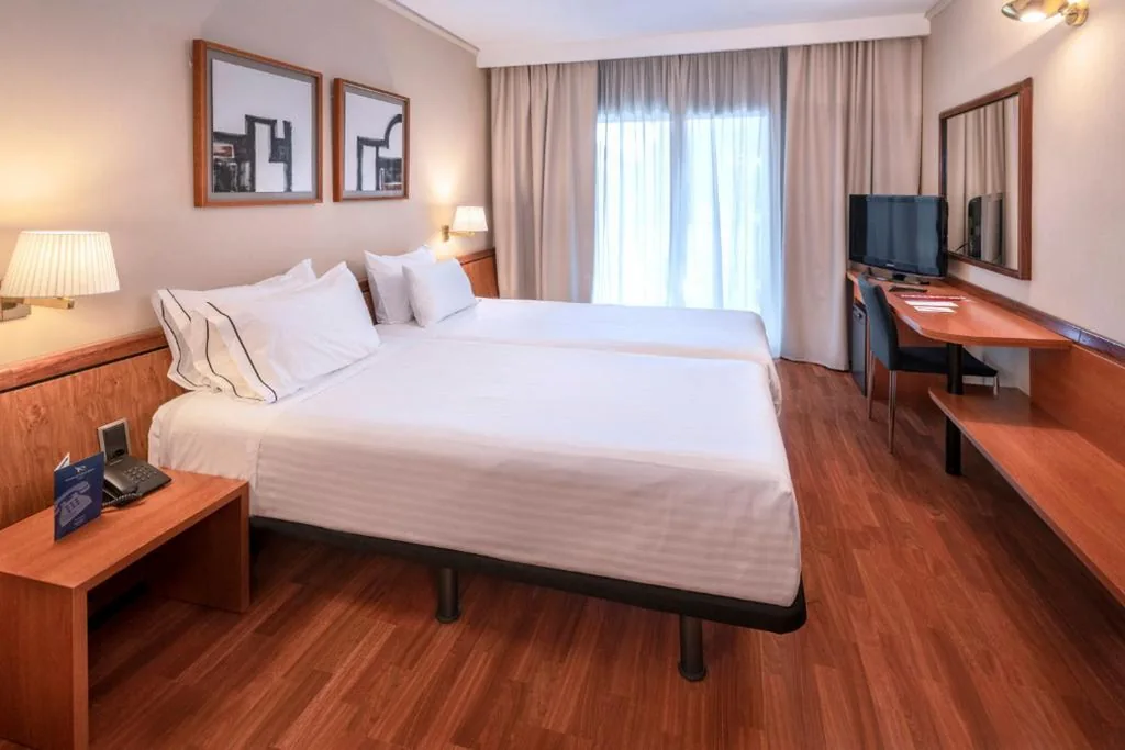 Doppelzimmer - 1 oder 2 Betten — Ciudad de Castelldefels