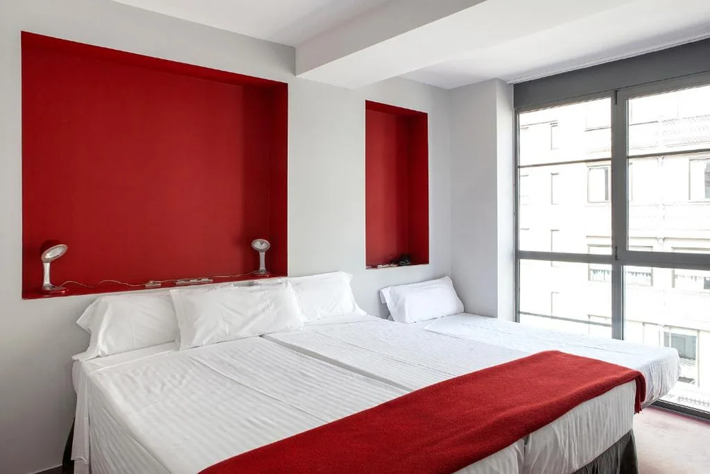Quarto Duplo com cama extra - 2 camas — Ciutat Vella
