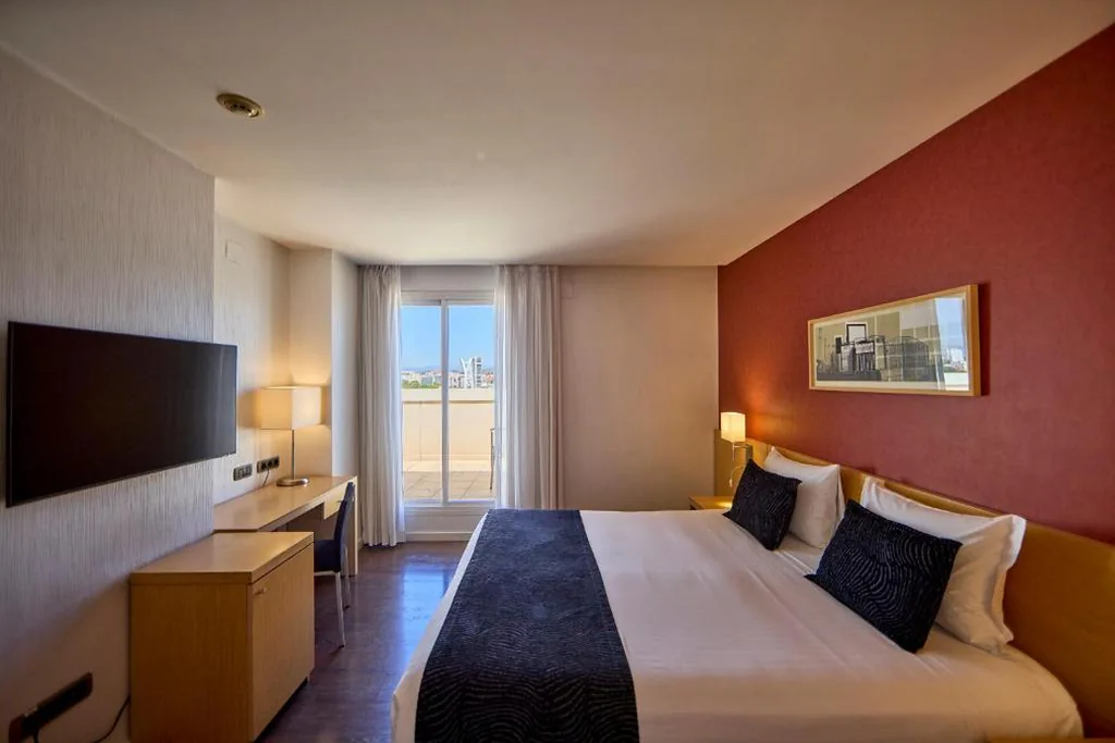 Quarto Duplo com terraço - 2 camas — Civis Luz Castellón 4*S
