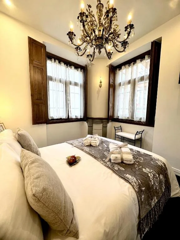 Deluxe-Dreibettzimmer — CLAREN´S BOUTIQUE ROOMS