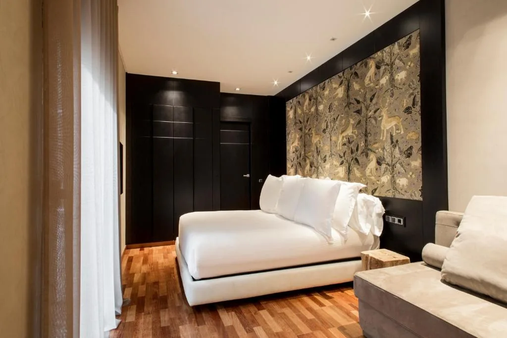 Habitación Doble Superior (1-2 adultos) - 1 o 2 camas — Claris Hotel & Spa GL, a Small Luxury Hotel of the World