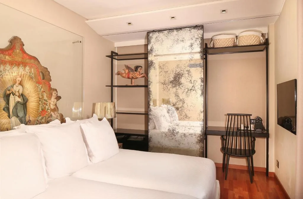 Suite Junior (1-2 adultos) — Claris Hotel & Spa GL, a Small Luxury Hotel of the World