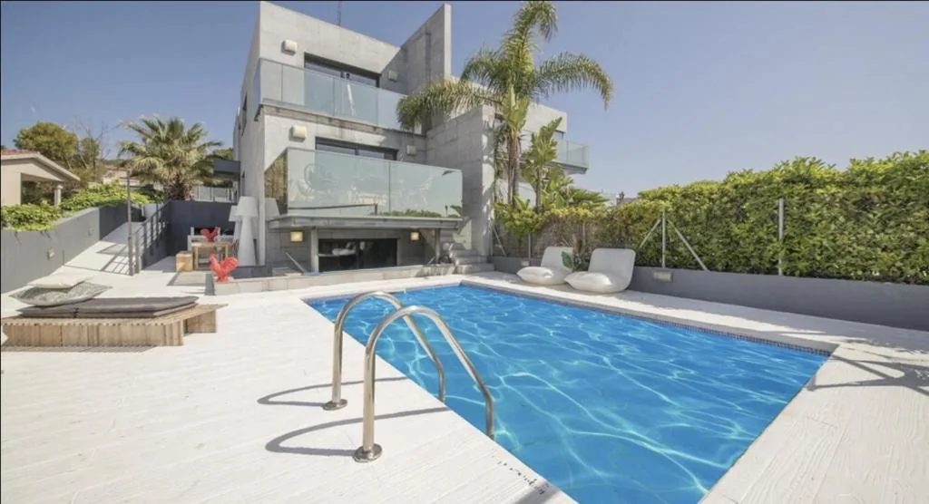 Villa de 3 dormitorios — Clauhomes Villa Al Mar Deluxe