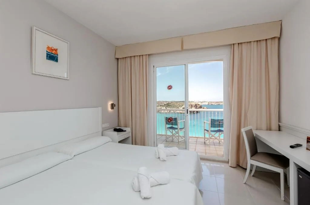 Habitación Doble con vistas al mar — Club Hotel Aguamarina