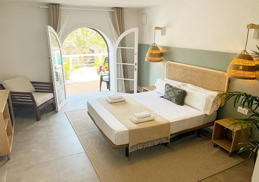 Habitación Doble con vistas al mar — Club Menorca - Solo Adultos