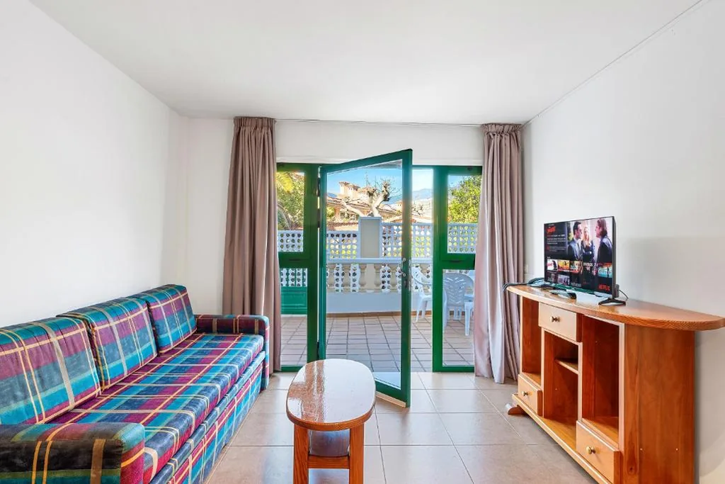 Tarahal One-Bedroom Apartment with Sunny Terrace — Club Tarahal