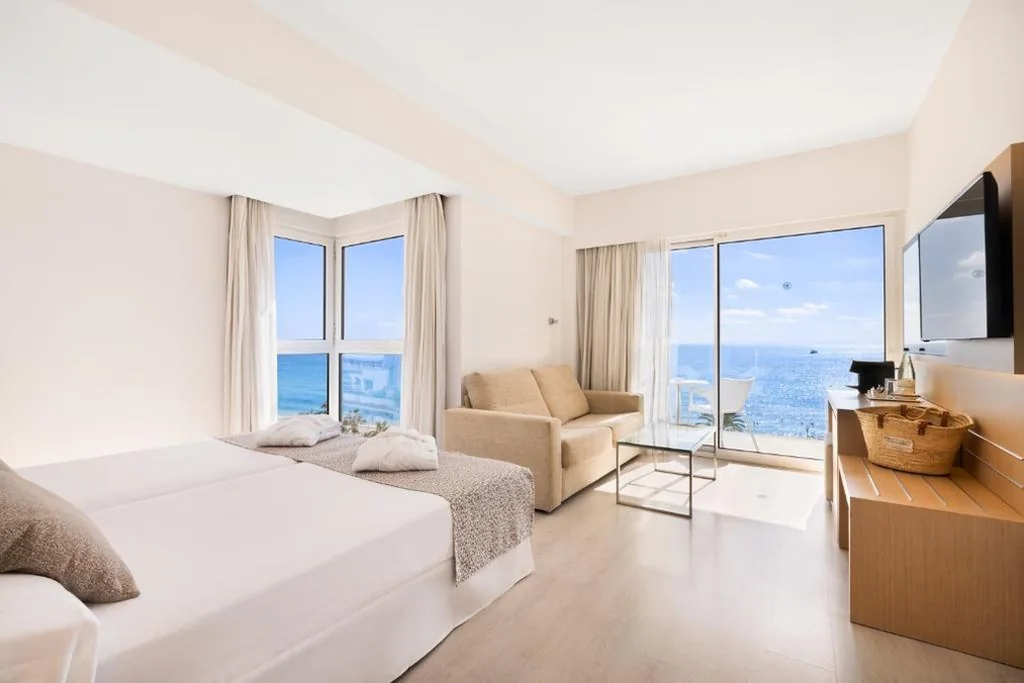 Junior-Suite mit Meerblick — CM Playa del Moro