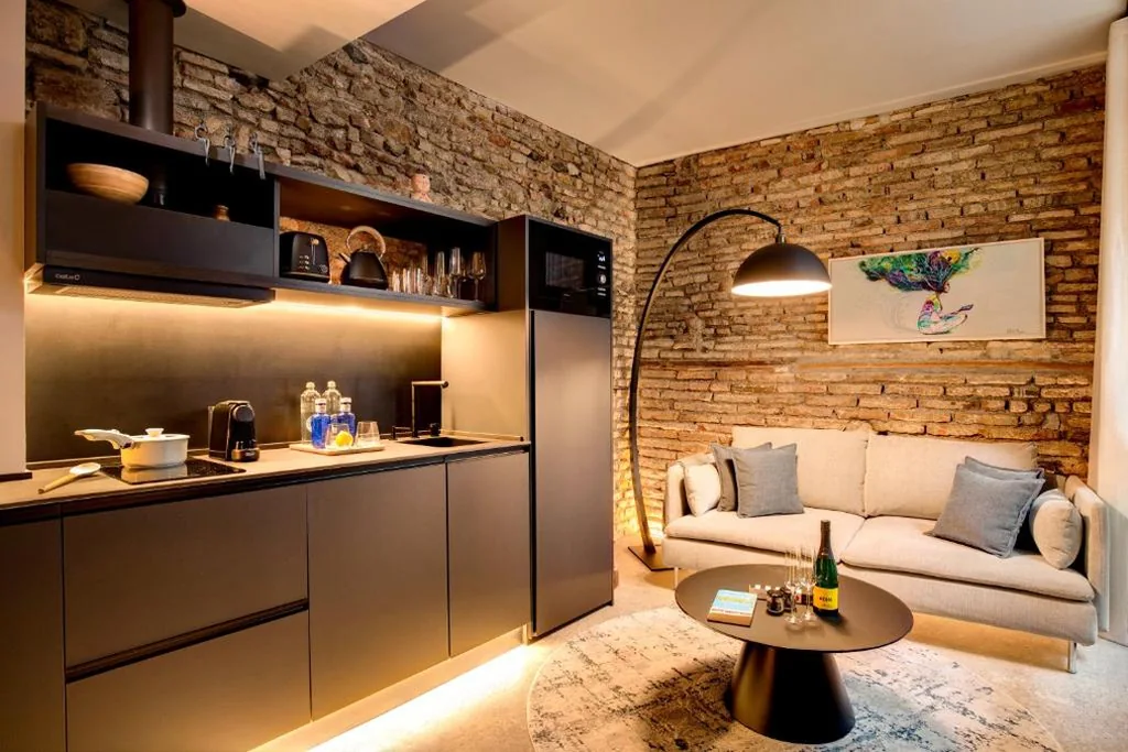 Signature One Bedroom Duplex Apartment — Coeo Despertar Rooftop Terrace Exclusive Apartments