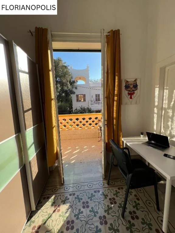 Camera doppia Deluxe con balcone — CoLiving Villa Brasil