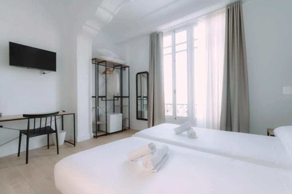 Colón Urban Rooms