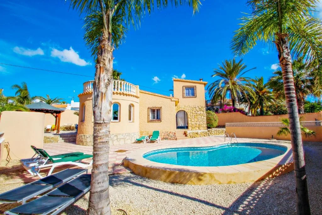 Maison de 3 chambres — Cometa-86 - villa with private pool close to the beach in Calpe