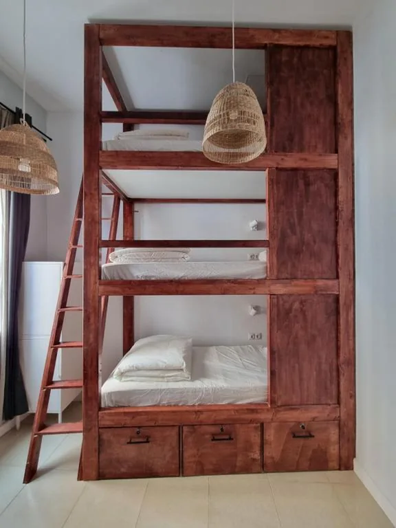 Cama en habitación compartida mixta de 6 camas — Compass House