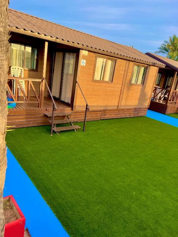 Bungalow mit 2 Schlafzimmern und Zugang zum Spa — Complejo Hostelero La Fuente