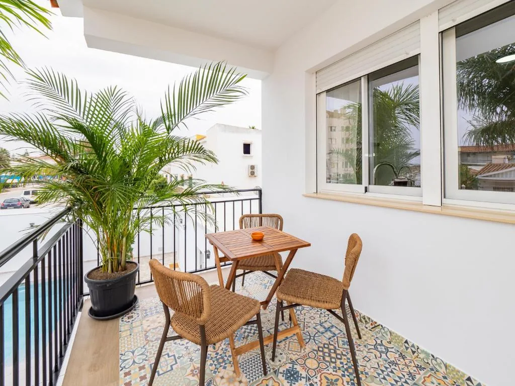 Apartamento 1 dormitorio con vistas al mar y terraza — Complejo La Palapa
