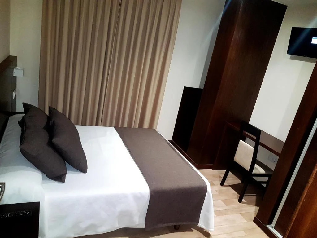 Habitación Familiar con vistas al jardín — Complejo O Piñeiral A Fonsagrada