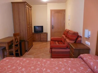 Complejo Turístico Bielsa Hotel y camping — foto 5