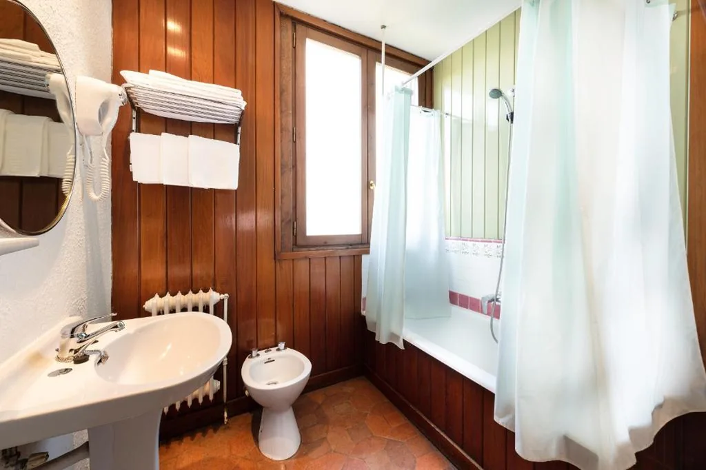 Habitación Doble con sofá cama — Conde Aznar