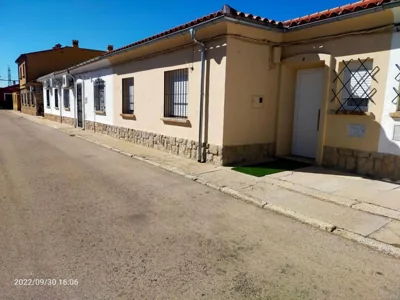 Conde de la Encina Patio privado y parking fácil a 10 min de la Plaza Mayor — 写真 6