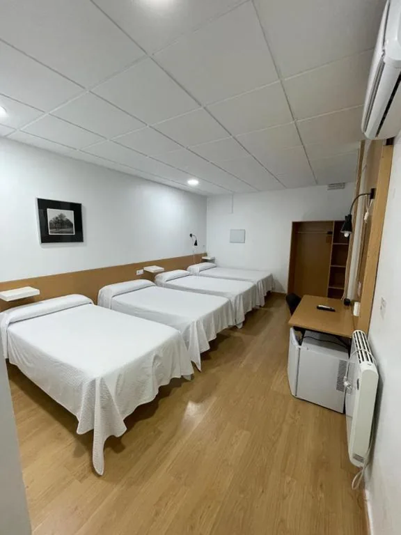 Habitación cuádruple — Condedu