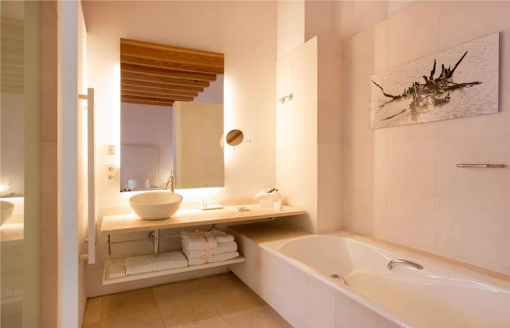 Habitación Doble Deluxe — Convent de la Missio - Grand Luxury Boutique hotel, Adults Only