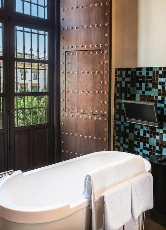 Suite — CoolRooms Palacio Villapanés 5 GL