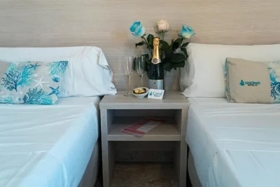 Coral beach house & food — foto 10