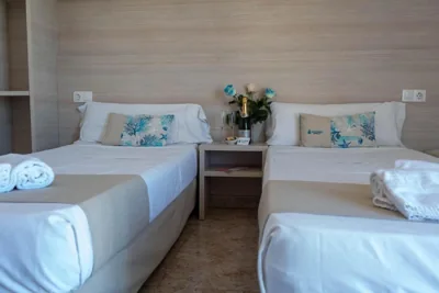 Coral beach house & food — foto 12