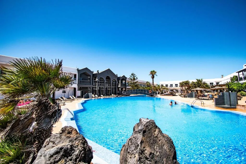 Coral Cotillo Beach