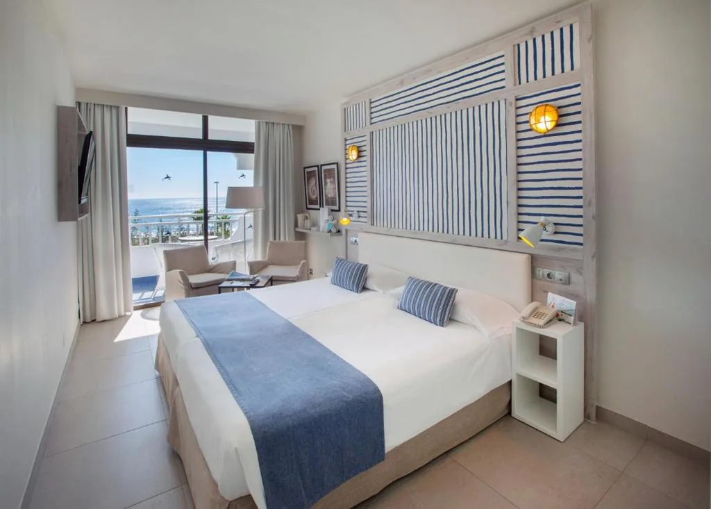 Deluxe-Doppelzimmer mit Meerblick — Corallium Beach by Lopesan Hotels - Adults Only
