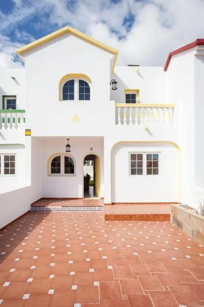 Corralejo Boutique Art Villa Fuego with Private Pool BBQ 20 seconds to the Beach by Amazzzing Travel — foto 9