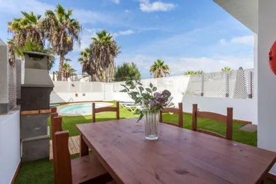 Corralejo Boutique Art Villa Fuego with Private Pool BBQ 20 seconds to the Beach by Amazzzing Travel — foto 10