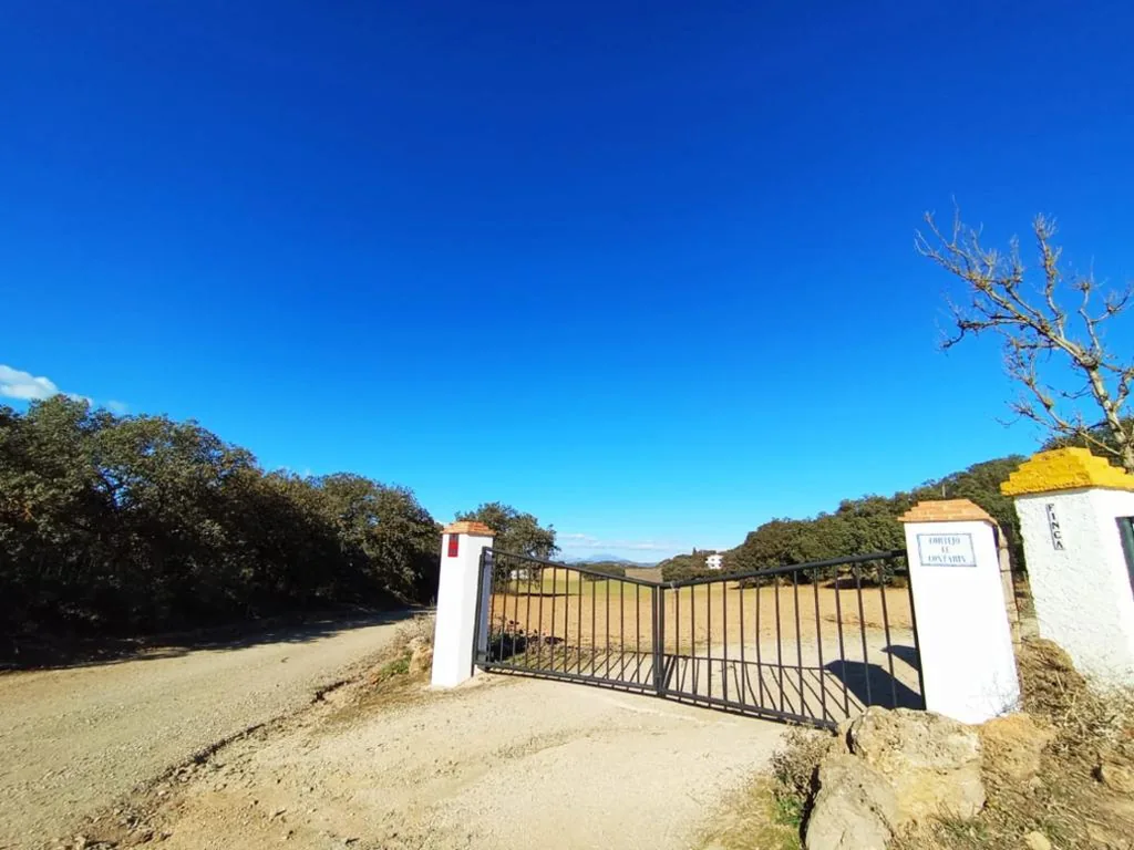 ヴィラ — Cortijo El Contarín - Amplia casa rural con piscina privada y chimenea cerca de Archidona, Málaga
