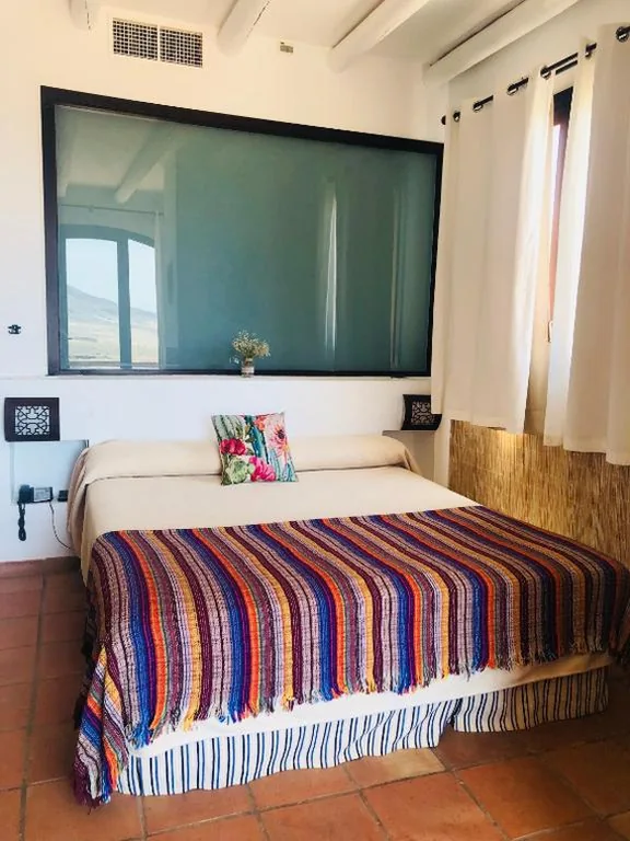 Double Room (2 Adults + 1 Child) — Cortijo El Paraíso