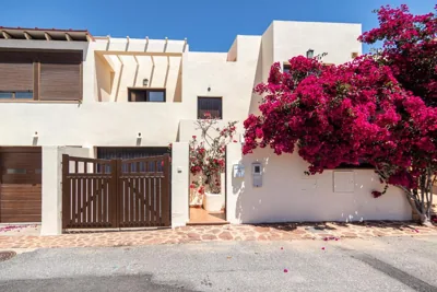 "Cortijo La Jarana" con Piscina para 6 personas en Cabo de Gata — foto 4