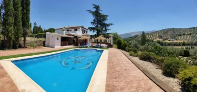 Cortijo Los Arcos - Lujo rural con piscina y vistas espectaculares en Málaga — foto 4